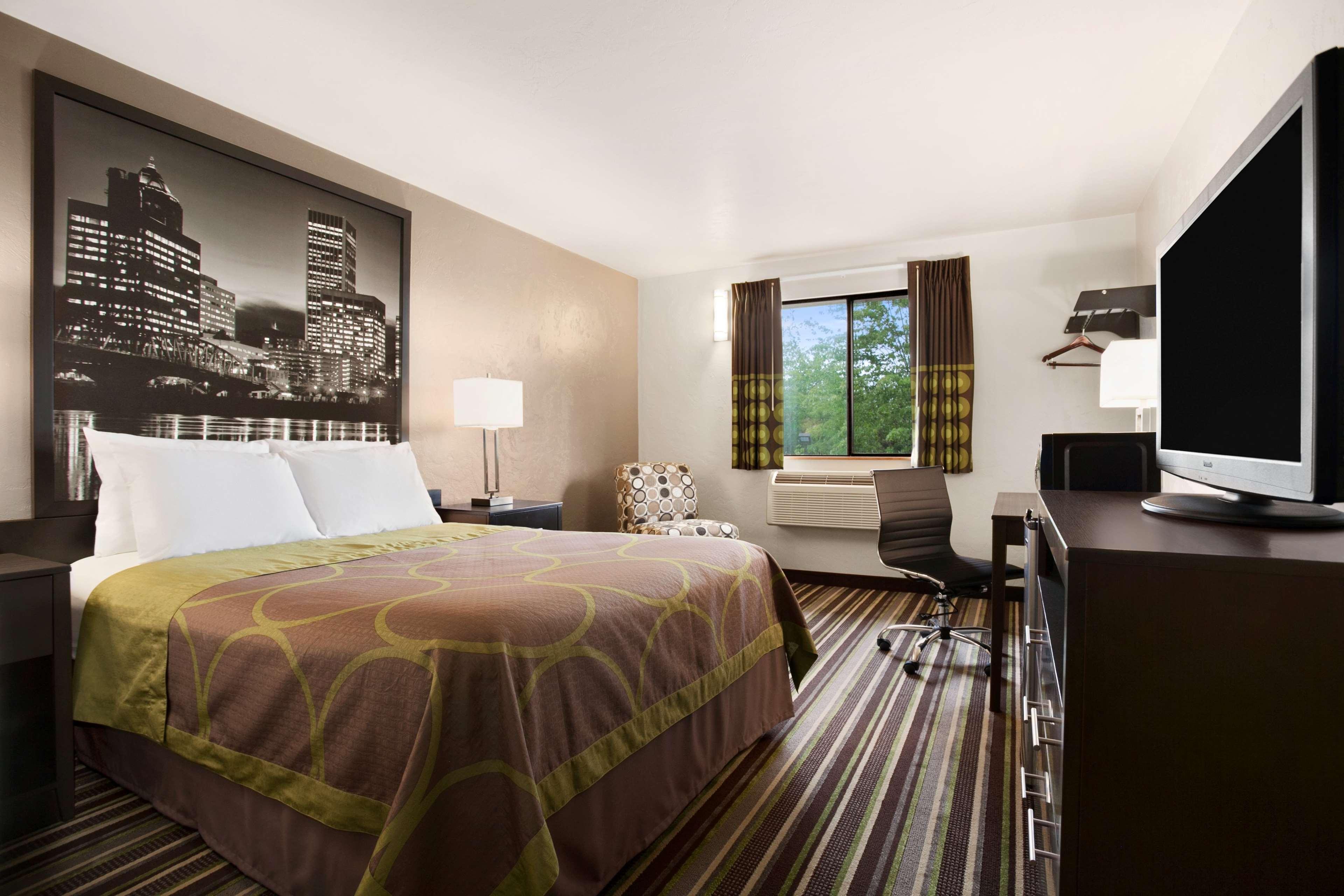 Super 8 By Wyndham Airport Hotel Portland