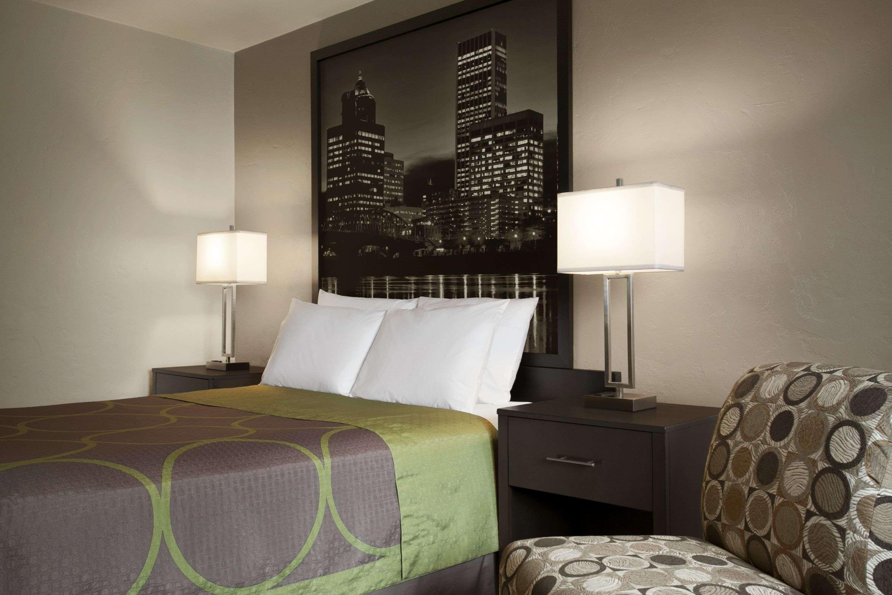 Super 8 By Wyndham Airport Hotel Portland