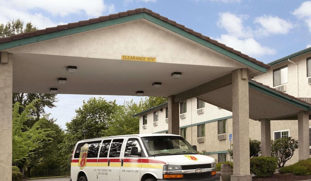 Super 8 By Wyndham Airport 2* Portland
